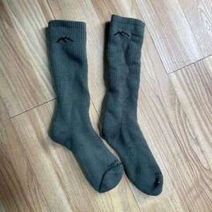 Darn tough extra thick men’s socks